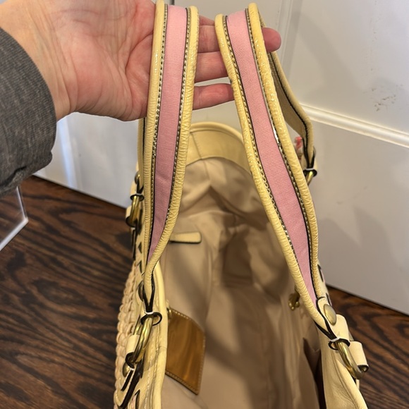 Coach Poppy Straw Beige and Pink Woven Tote Bag - Picture 5 of 8